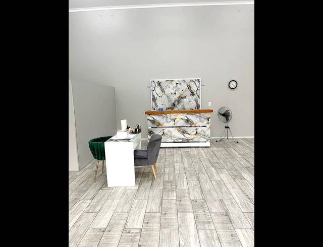 Business property to rent in WITKOPPEN